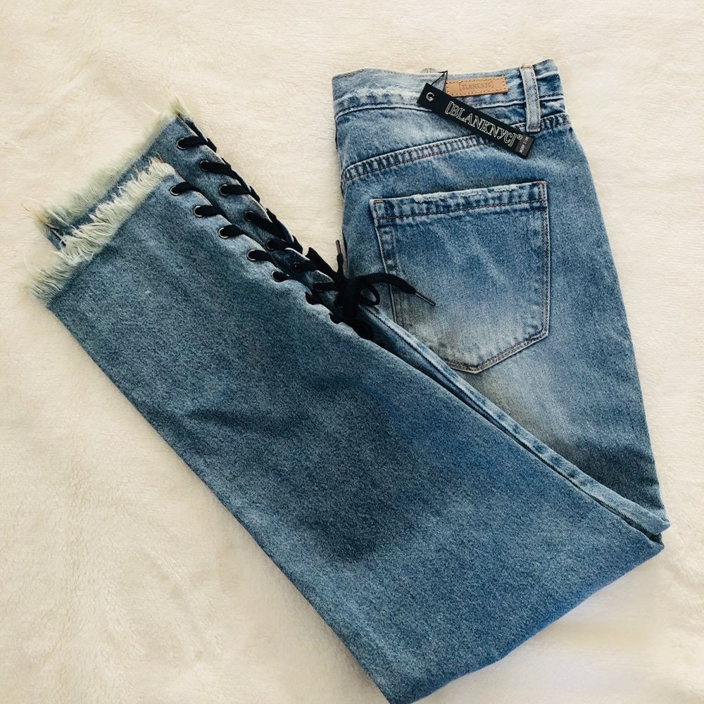 BLANKNYC High Rise Laced Ankle - Picture 7 of 8